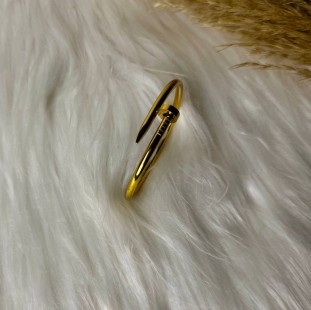 Nail bracelet