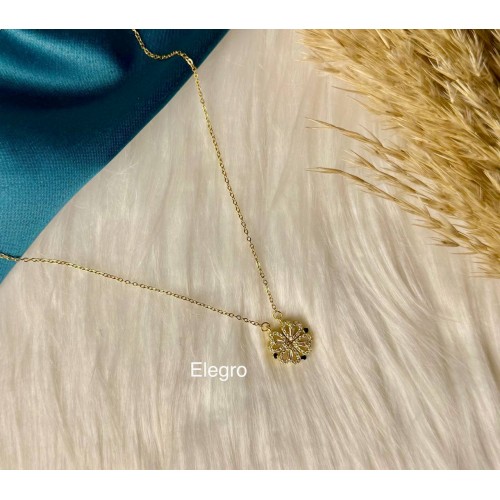  magnet Necklace 