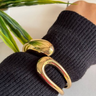 Elegro Flow Bangle